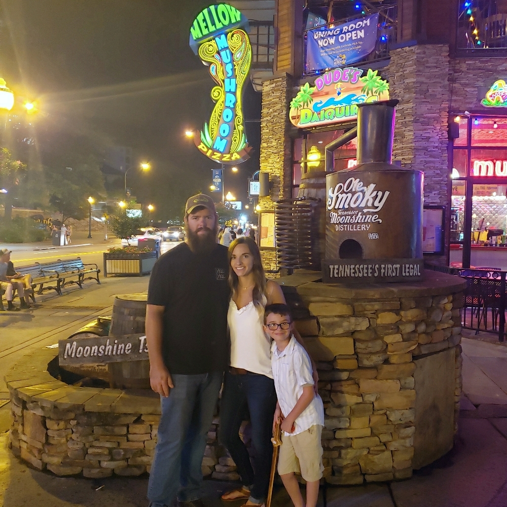 Meet your Posher, Em